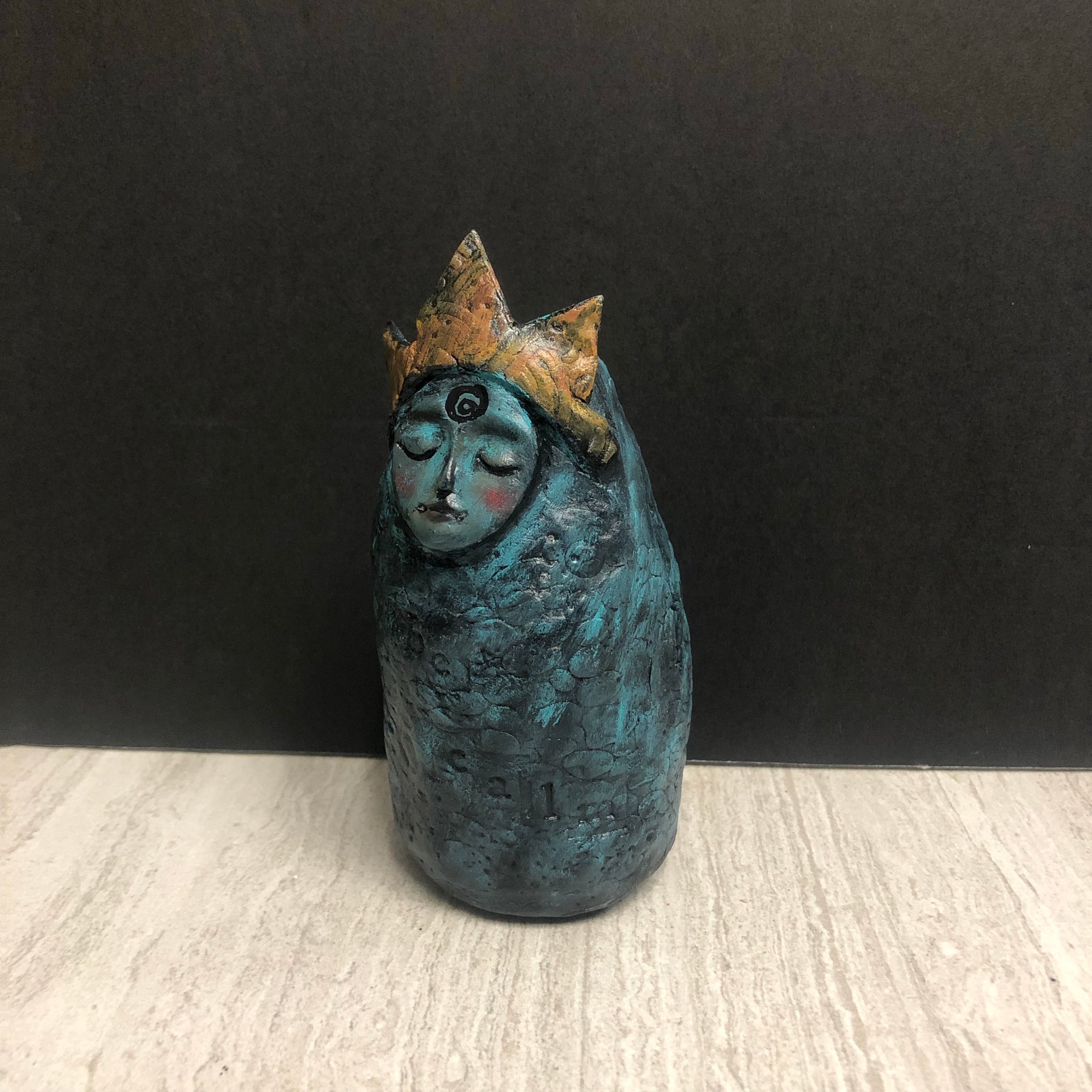 SOLD - Serene, The Queen - Jennifer Sher Art